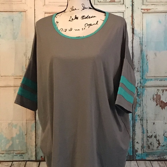 LuLaRoe Tops - LuLaRoe in Gray and Teal Medium